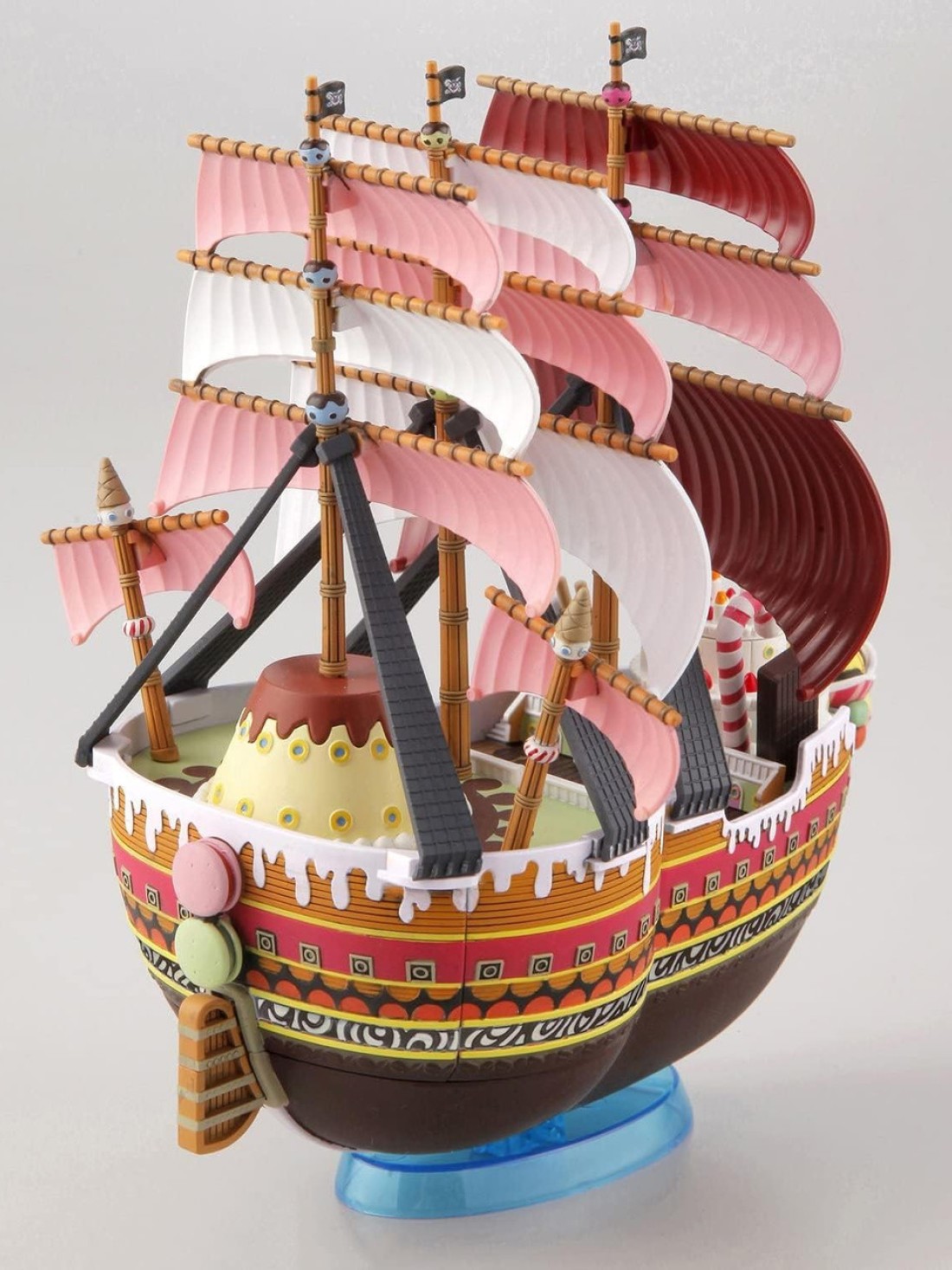 Model Kit · Bandai · One Piece · Grand Ship Collection · Queen Mama Chanter
